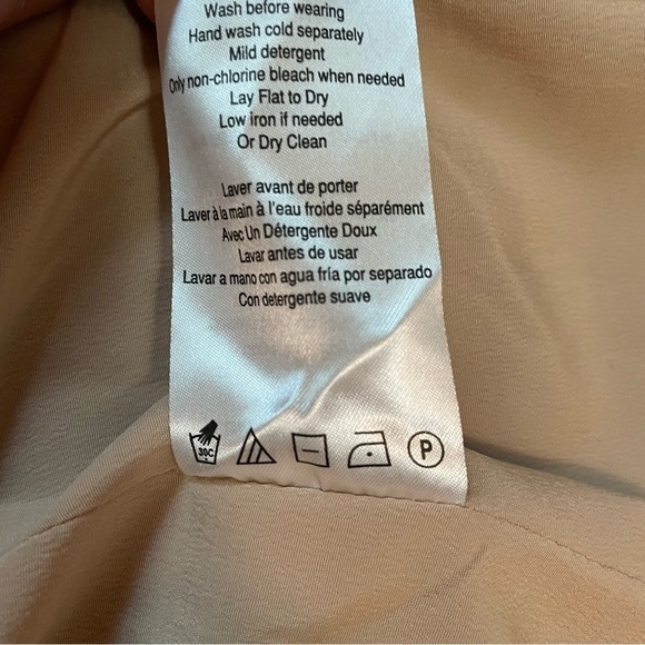 Motherhood Maternity Womens - Size M
Sleeveless Pleated Lace - Side Zipper - Picture 9 of 13